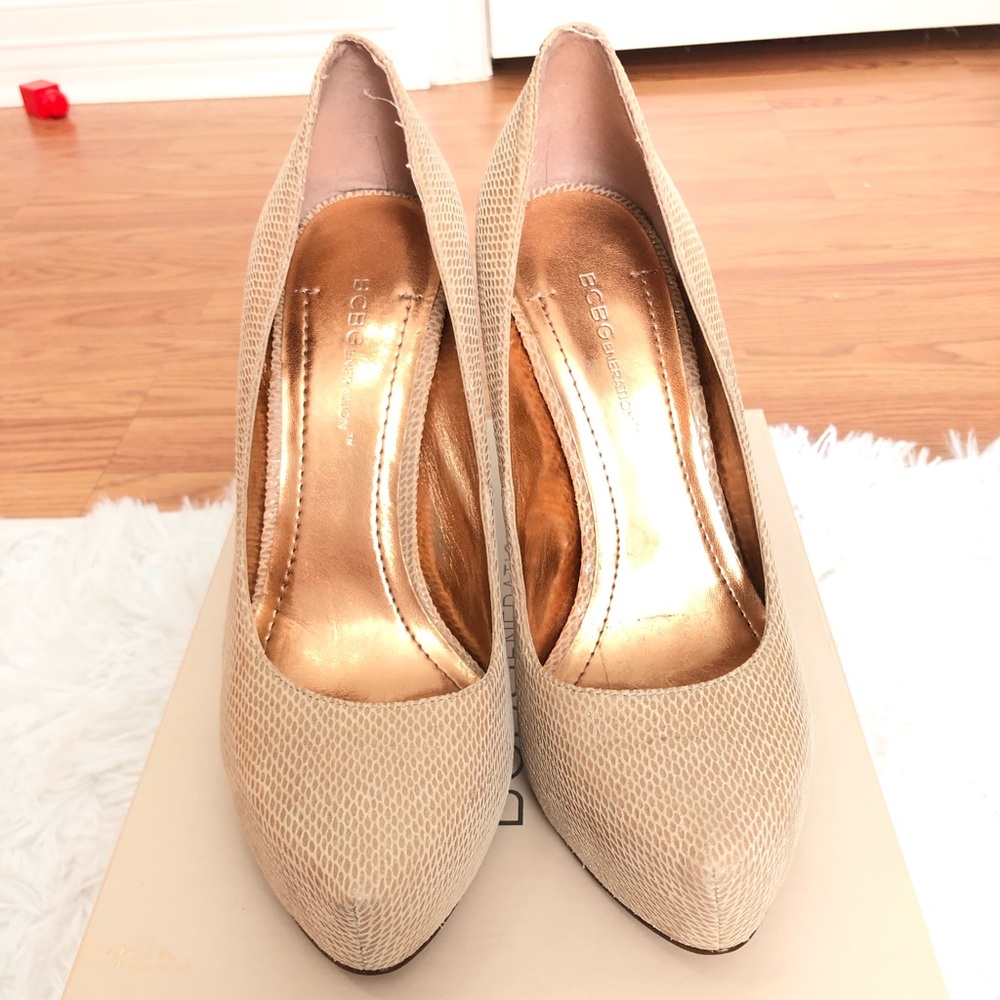 BCBGeneration BG-Parade Sandals Heels